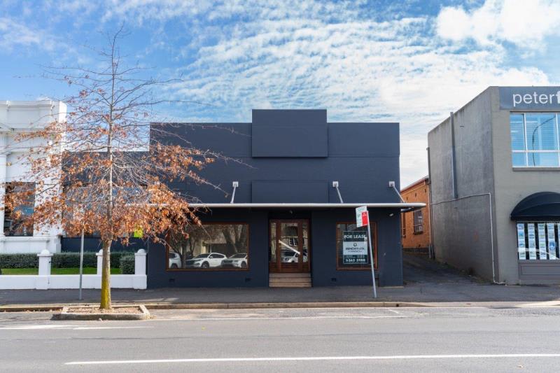 Click to view all images 37 Sale Street Orange NSW 2800 - Image 3