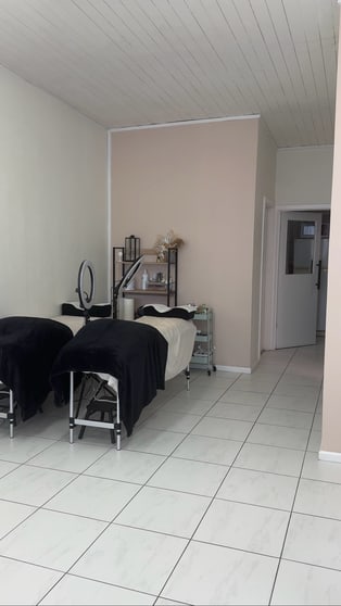 Click to view all images 42 Ayr Street Doncaster VIC 3108 - Image 3