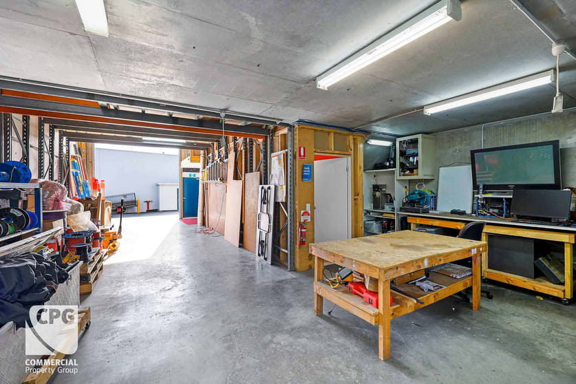 Click to view all images Unit 3/20 Meta Street Caringbah NSW 2229 - Image 2