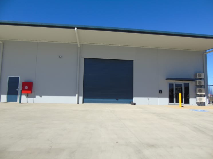 Click to view all images 1/2-4 Success Street Paget QLD 4740 - Image 3