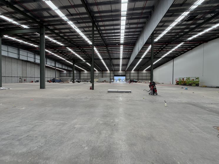 Click to view all images 437 Plummer St Port Melbourne VIC 3207 - Image 3