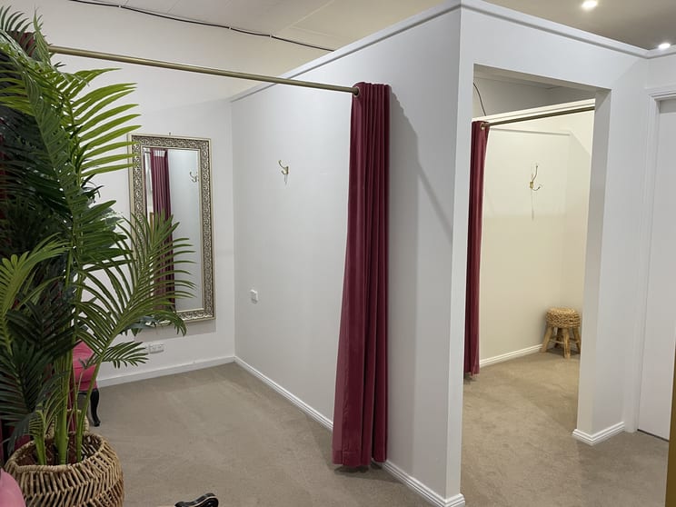 Click to view all images 401 Banna Avenue Griffith NSW 2680 - Image 3