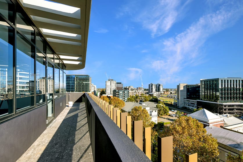 Click to view all images 503/653 Hunter Street Newcastle NSW 2300 - Image 2