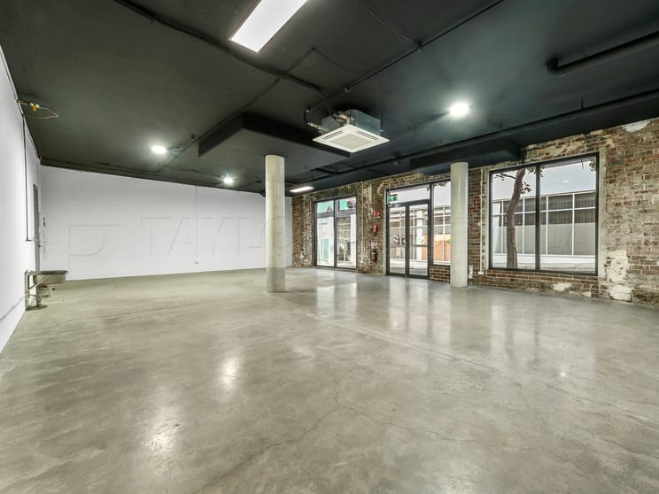 2/8 Hutchinson Street St Peters NSW 2044 - Image 1
