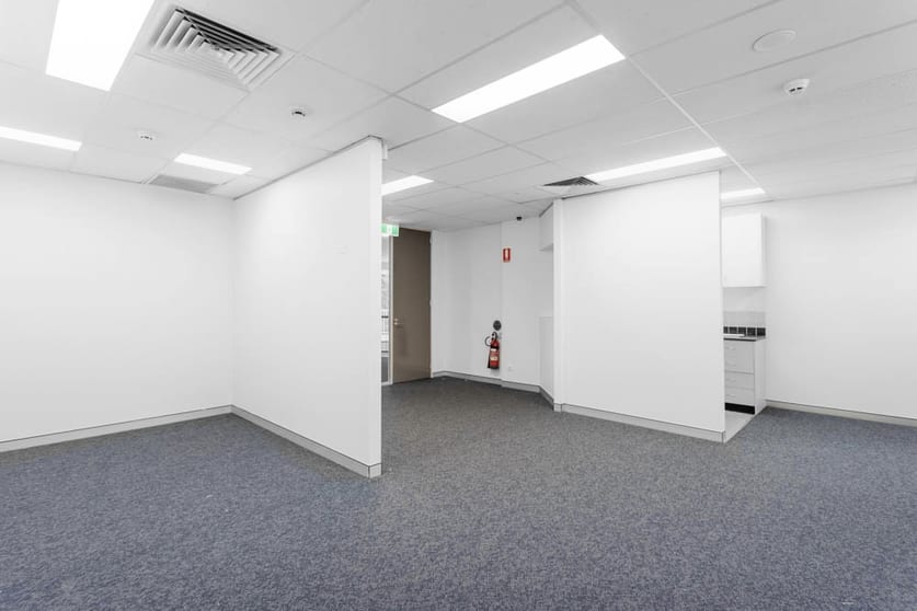 Click to view all images 29a/5-7 Inglewood Place Norwest NSW 2153 - Image 3