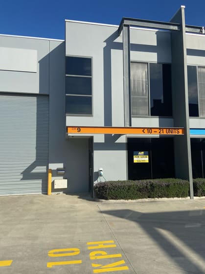 Click to view all images 9/238 Governor Road Braeside VIC 3195 - Image 2