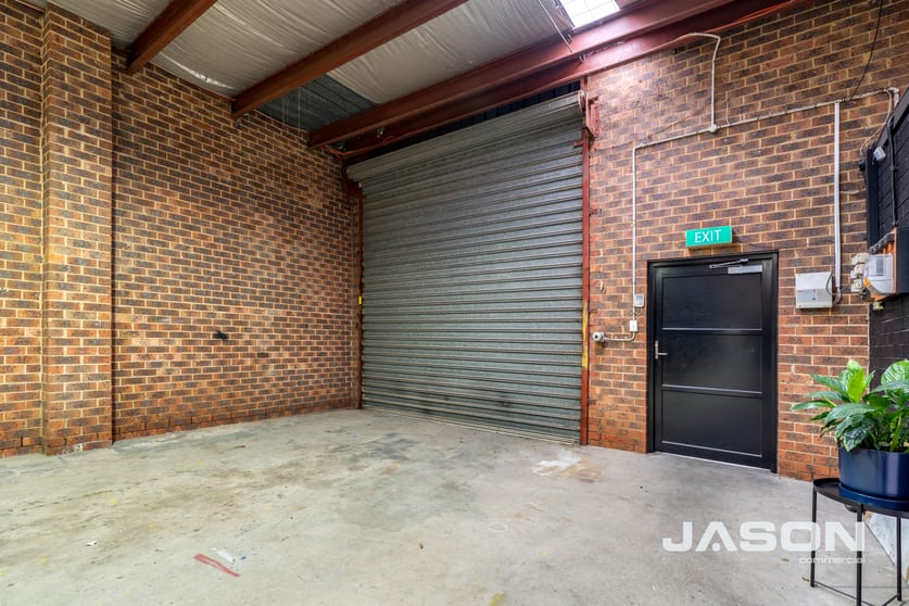 Click to view all images 3/30 Norfolk Court Coburg North VIC 3058 - Image 2
