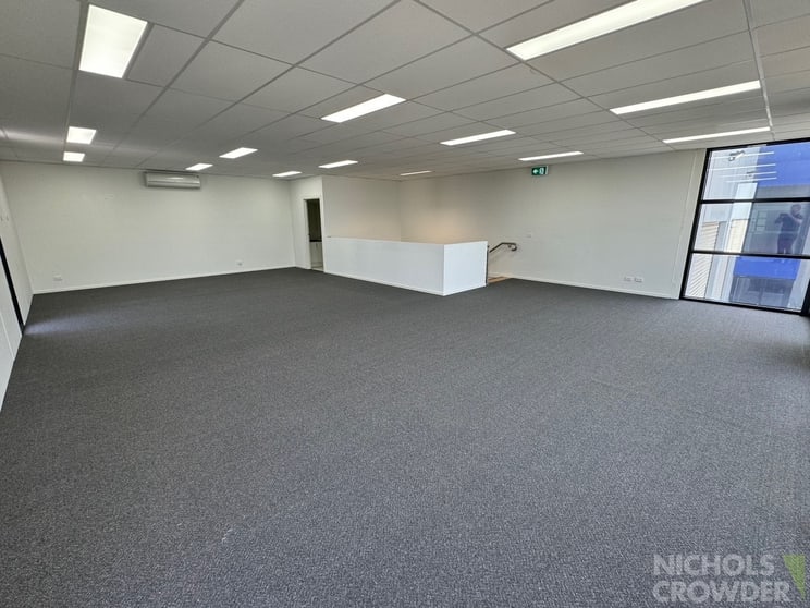 Click to view all images 2/32 Silkwood Rise Carrum Downs VIC 3201 - Image 3