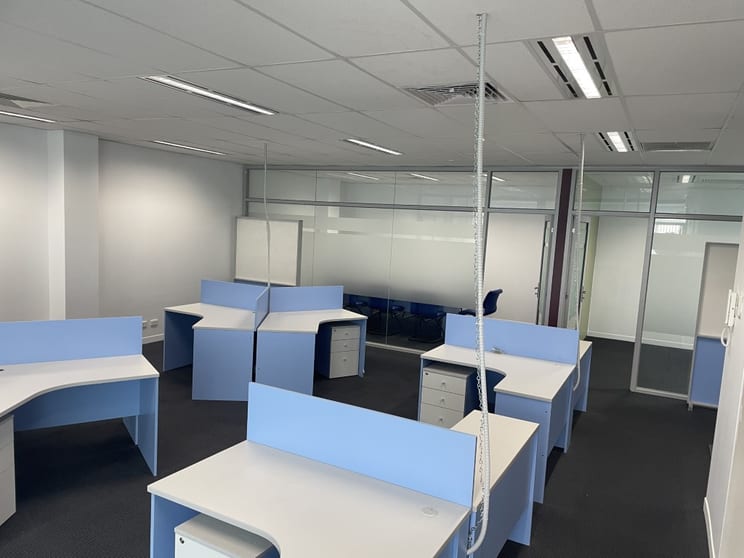 Click to view all images 1/110 Bakehouse Road Kensington VIC 3031 - Image 3