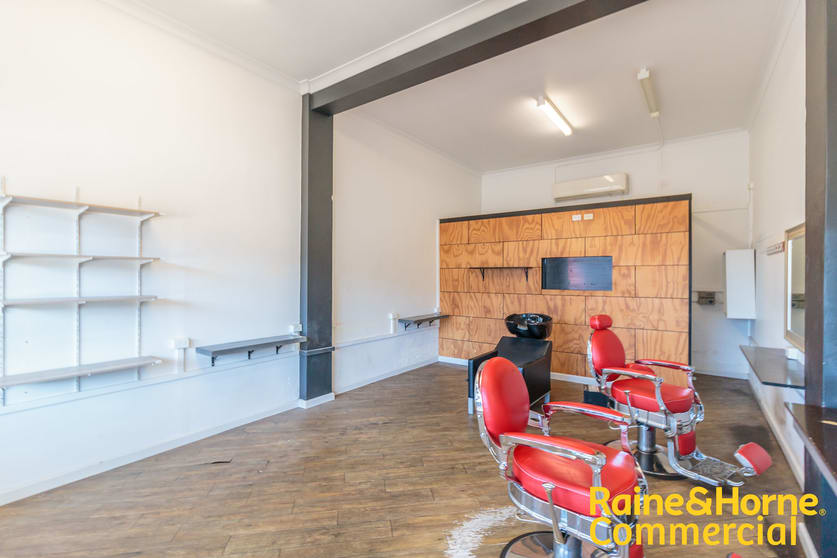 Click to view all images Shop 5/37-39 Bultje Street Dubbo NSW 2830 - Image 3