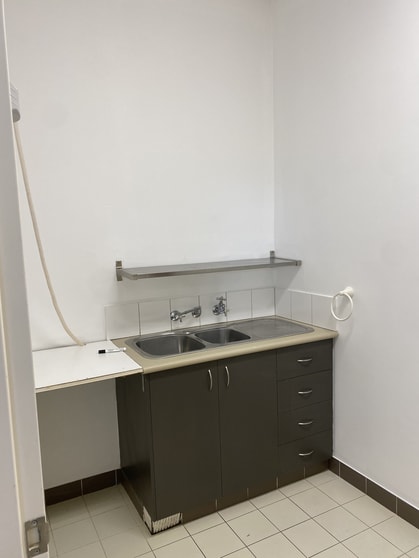 Click to view all images 3 Essex Street Wembley WA 6014 - Image 3