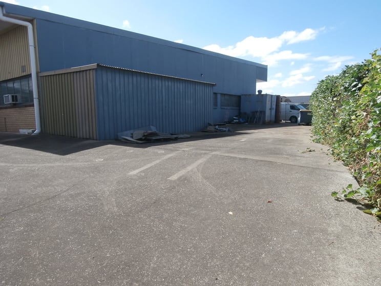 Click to view all images 14/28 Bangor Street Archerfield QLD 4108 - Image 3