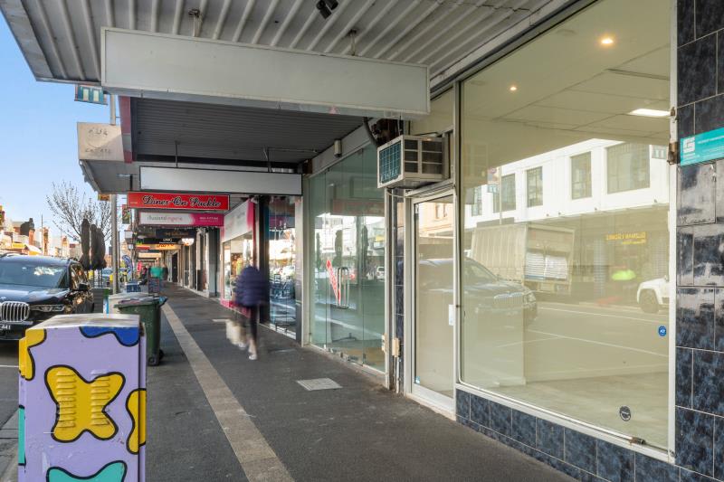 Click to view all images 16 Puckle Street Moonee Ponds VIC 3039 - Image 3