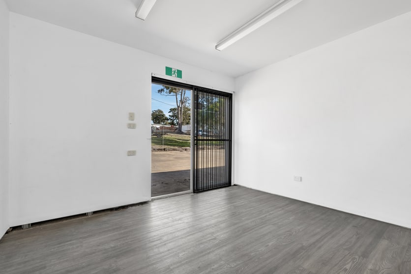 Click to view all images Unit 4/51 Cordwell Road Yandina QLD 4561 - Image 3