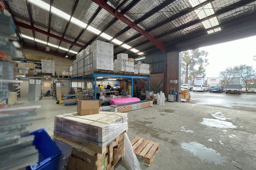 Click to view all images 1/12-14 Riverside Road Chipping Norton NSW 2170 - Image 3