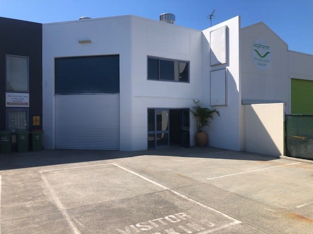 Click to view all images UNIT 4 / 16 CENTRAL PARK AVE Ashmore QLD 4214 - Image 1