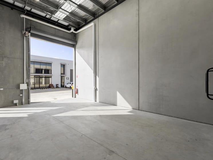 Click to view all images Unit 19, 3 Dyson Court Breakwater VIC 3219 - Image 2