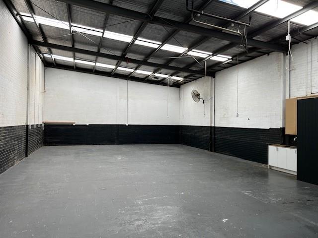 Click to view all images 353 Albert Street Brunswick VIC 3056 - Image 2