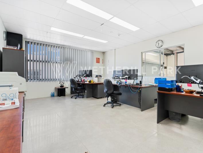 Click to view all images Smithfield NSW 2164 - Image 3