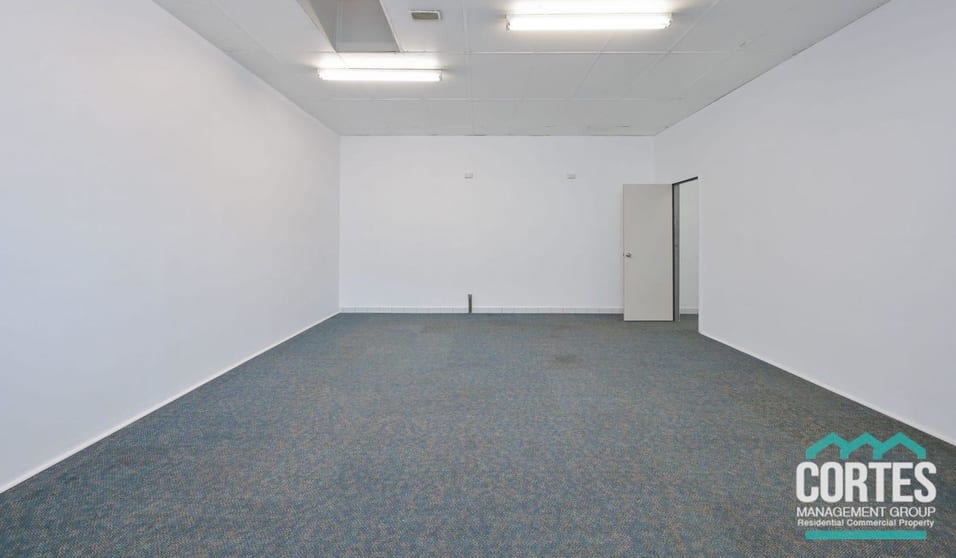 Click to view all images Shop 4/136-140 Hampton Road Fremantle WA 6160 - Image 2