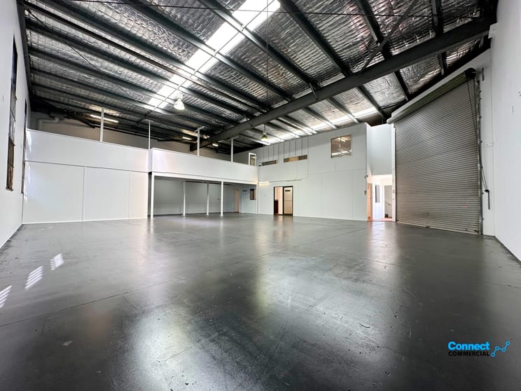 Click to view all images 3/4 Ramly Drive Burleigh Heads QLD 4220 - Image 2