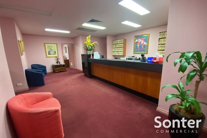 Click to view all images 5/189 Ashmore Road Benowa QLD 4217 - Image 3