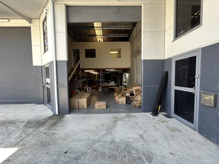 Click to view all images 5/57 Neumann Road Capalaba QLD 4157 - Image 1