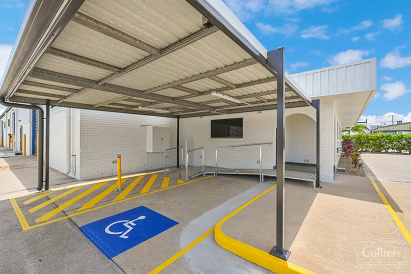 Click to view all images 1/54 Keane Street Currajong QLD 4812 - Image 3