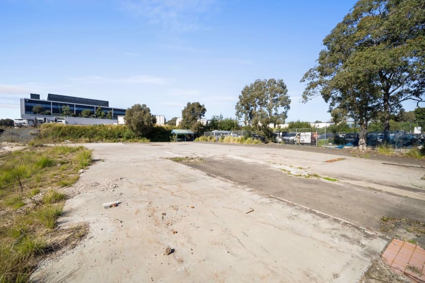 Click to view all images 54 Bourke Road Alexandria NSW 2015 - Image 3