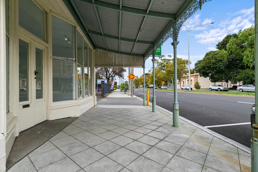 Click to view all images 115a Foster St Sale VIC 3850 - Image 3
