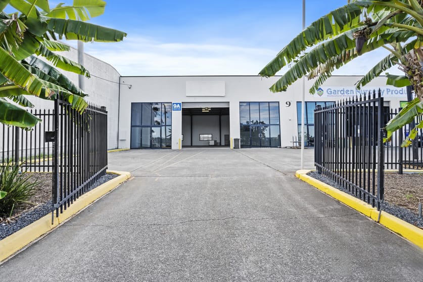 Click to view all images 1/9 Wrights Place Arundel QLD 4214 - Image 2