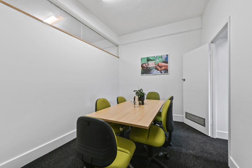 Click to view all images Level 3 Suite 1/68-72 St John Street Launceston TAS 7250 - Image 2