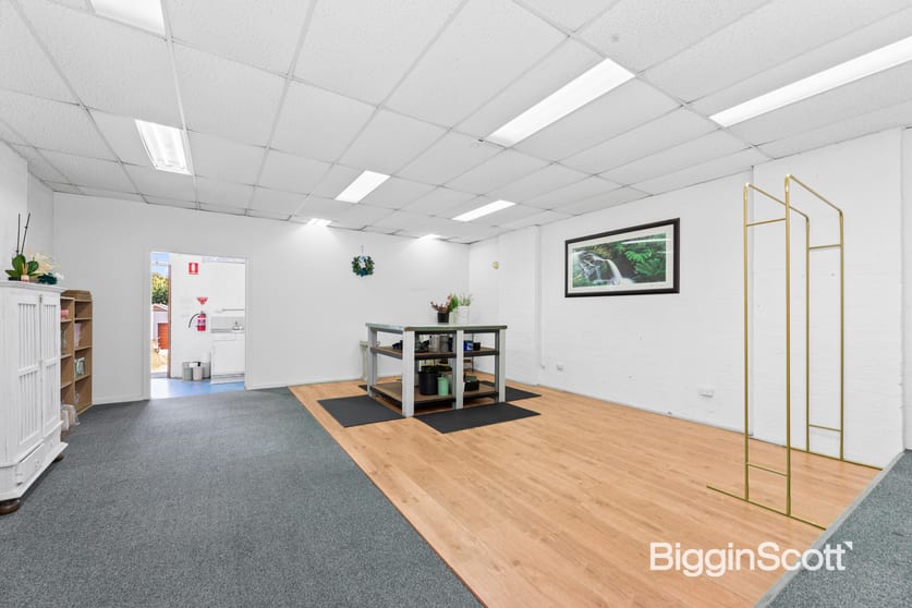 Click to view all images 1/192 Bayswater Rd Bayswater North VIC 3153 - Image 3