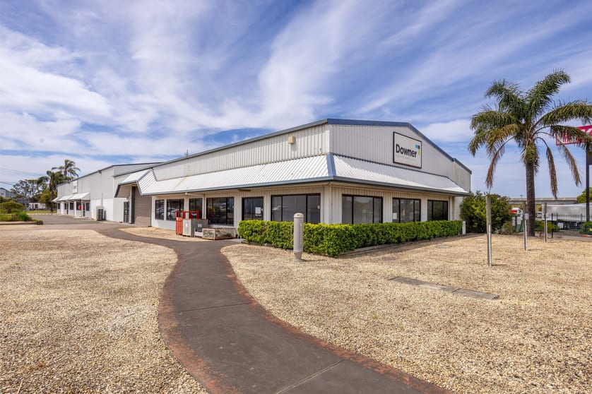 Click to view all images 17 Galleghan Street Hexham NSW 2322 - Image 3
