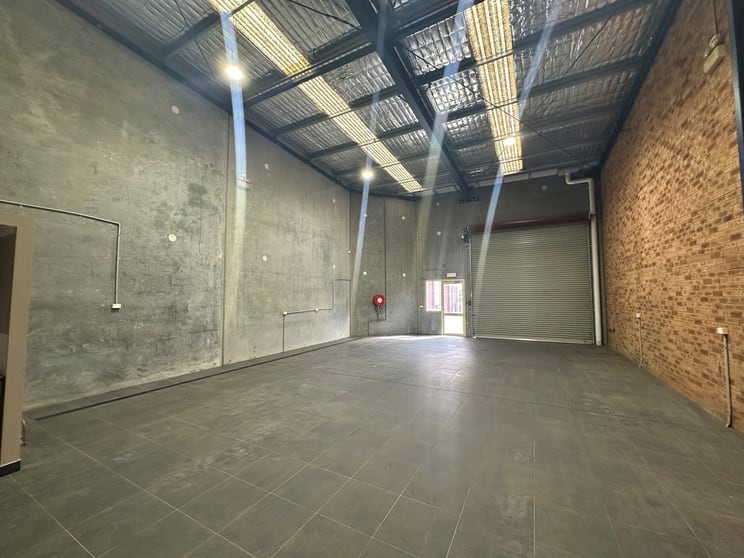 Click to view all images 4/36 Investigator Drive Unanderra NSW 2526 - Image 1