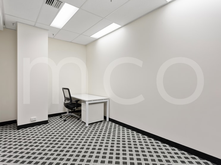 Click to view all images Suite 709/1 Queens Road Melbourne VIC 3000 - Image 1