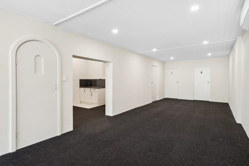 Click to view all images 2/159 Marion Road Richmond SA 5033 - Image 3