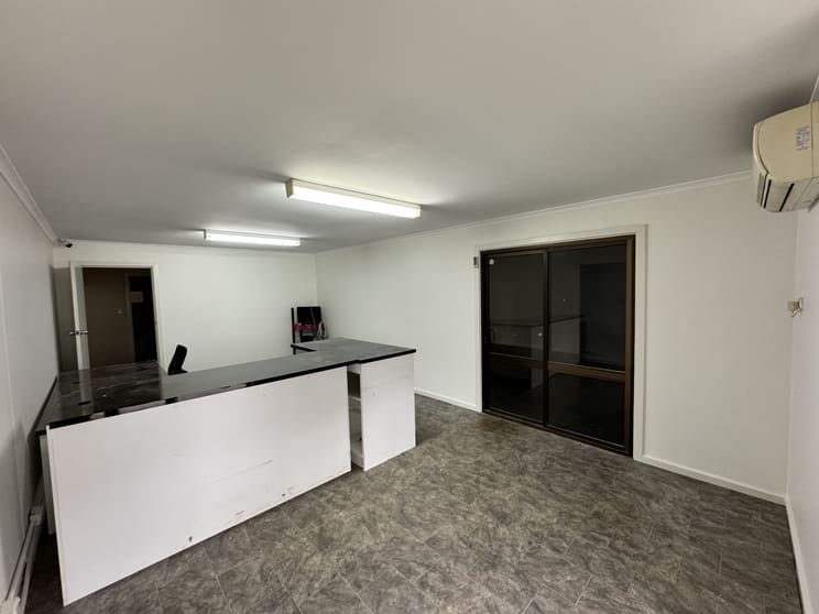 Click to view all images 1a/67 Basedow Road Tanunda SA 5352 - Image 3