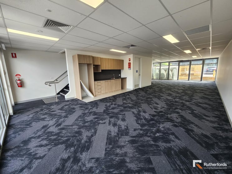 Click to view all images 5/10 Enterprise Drive Bundoora VIC 3083 - Image 3