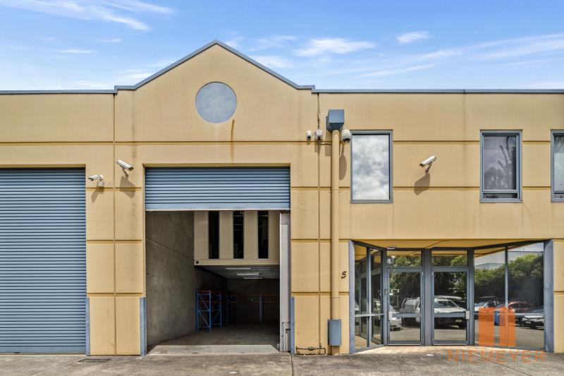 Click to view all images Unit 5/13 Berry Street Clyde NSW 2142 - Image 2