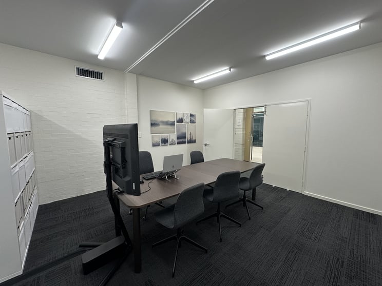 Click to view all images 1B/135 Victoria Street Bunbury WA 6230 - Image 2