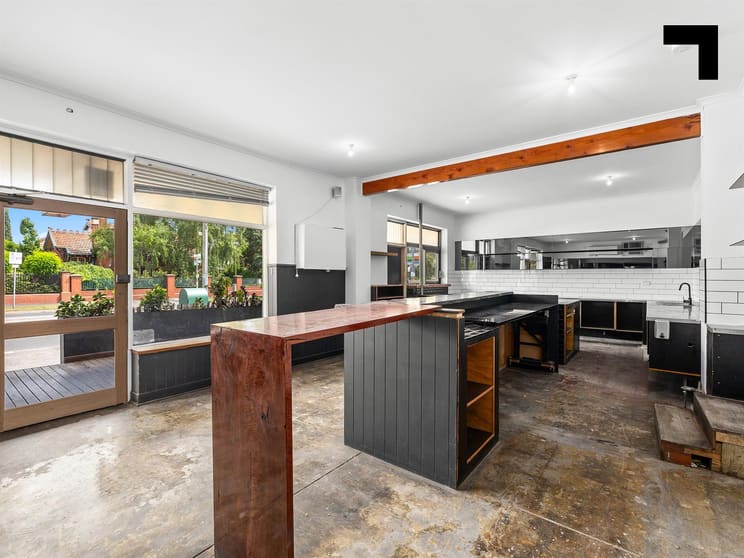 Click to view all images 320 Ascot Vale Road Moonee Ponds VIC 3039 - Image 2