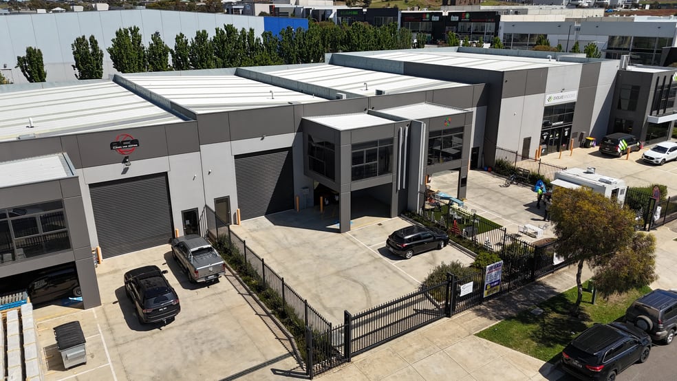 Click to view all images 50A McDougall Road Sunbury VIC 3429 - Image 2