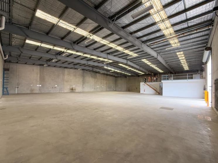 Click to view all images 11-13 Maida Avenue Sunshine North VIC 3020 - Image 3