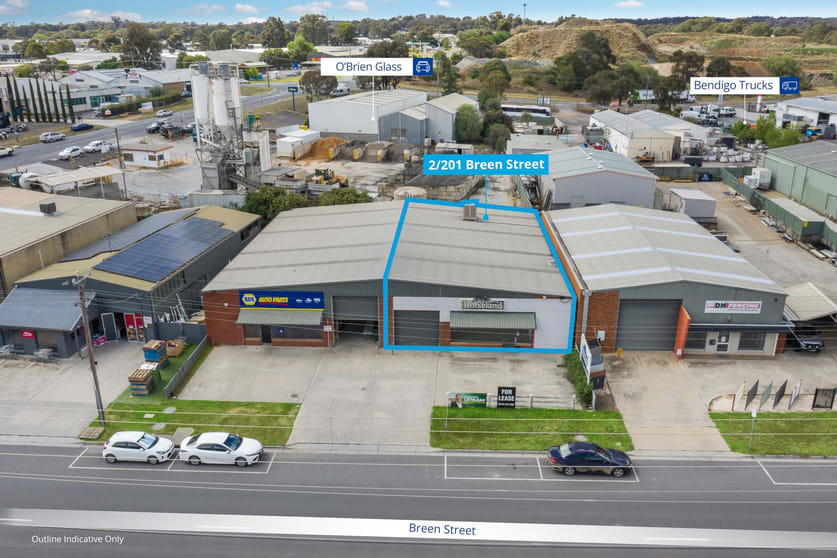 Click to view all images 2/201 Breen Street Golden Square VIC 3555 - Image 3