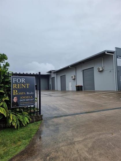 Click to view all images 1b/20 Allen Street Moffat Beach QLD 4551 - Image 1