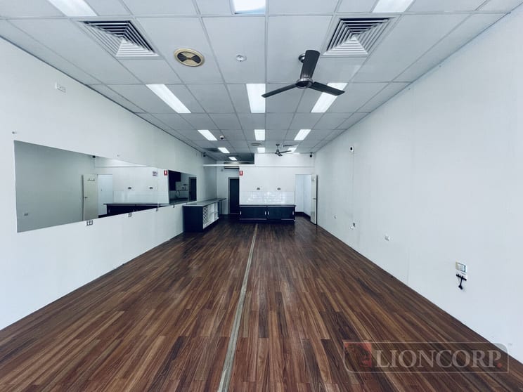Click to view all images Forest Lake QLD 4078 - Image 3