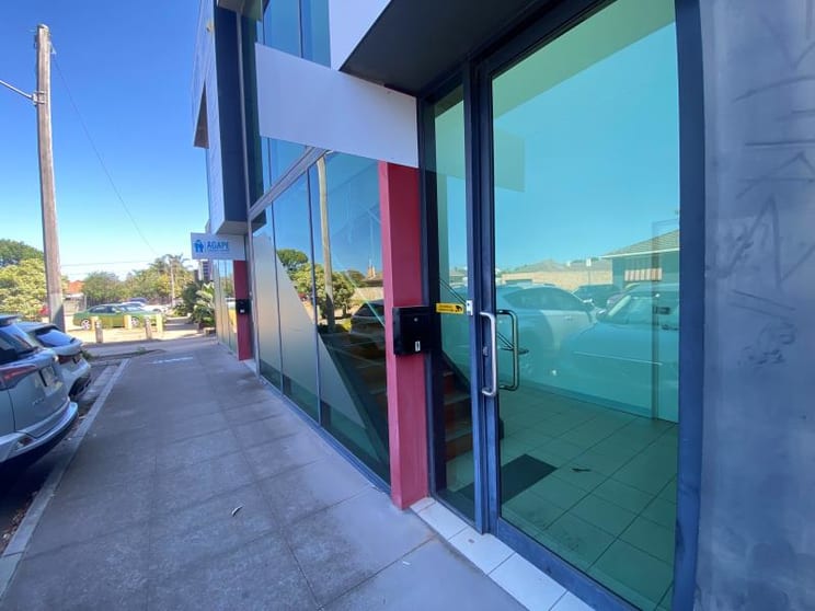 Click to view all images 9/19 Synnot Street Werribee VIC 3030 - Image 3