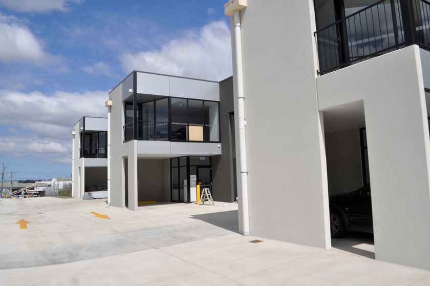 Click to view all images 4/114 Balliang Street South Geelong VIC 3220 - Image 1