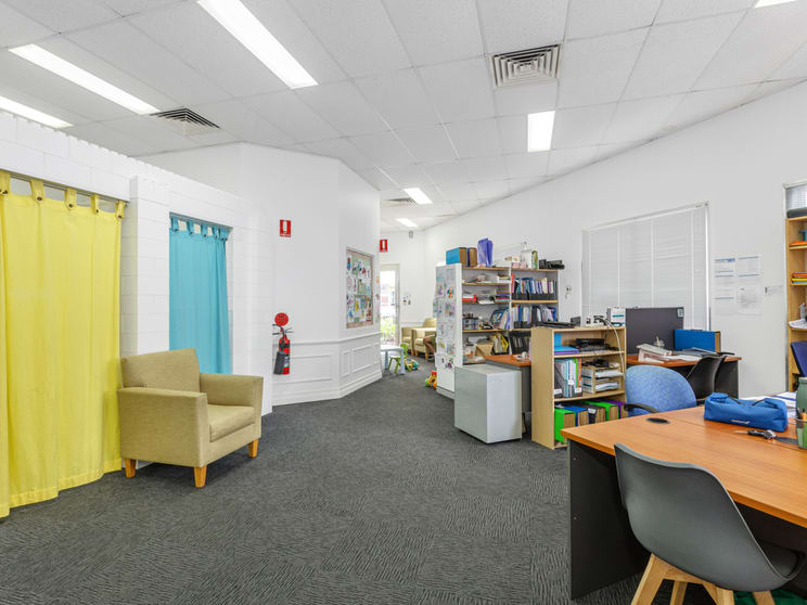Click to view all images 31/10 Gladstone Road Castle Hill NSW 2154 - Image 3